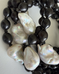 BAROK İNCİ DETAYLI ABANOZ CHOKER KOLYE