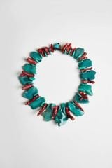 Y-AKİK VE MERCAN KARIŞIMI VURGULU KOLYE