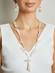 Y-KAZ AYAĞI DETAYLI BAROK İNCİ ORİJİNAL KOLYE