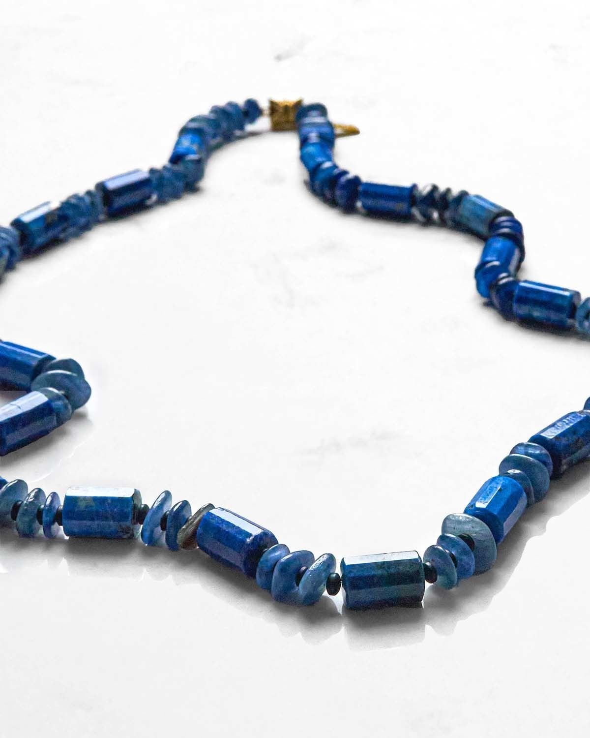 Y-LAPİS LAZULİ & KYANİT UZUN KOLYE