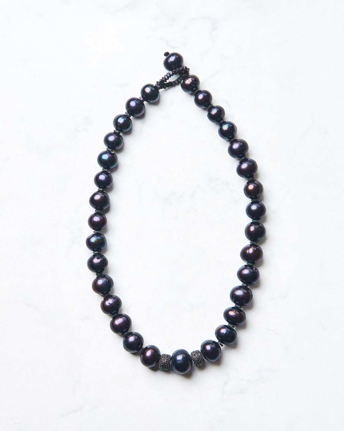 Y-BLACK PEARL VE HEMATİT CHOKER KOLYE