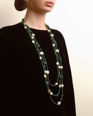 Y-PEARL VE MALACHITE KATMANLI UZUN KOLYE