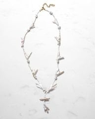 Y-CHICKEN FEET VE BAROK PEARL TASARIM KOLYE