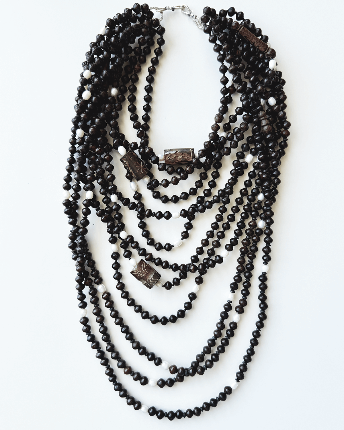 Y-DARK GRACE: WENGE, İNCİ, ONYX KOLYE