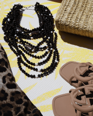 Y-DARK GRACE: WENGE, İNCİ, ONYX KOLYE