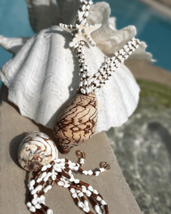 Y-SIRENULA DENİZ KABUKLU KOLYE