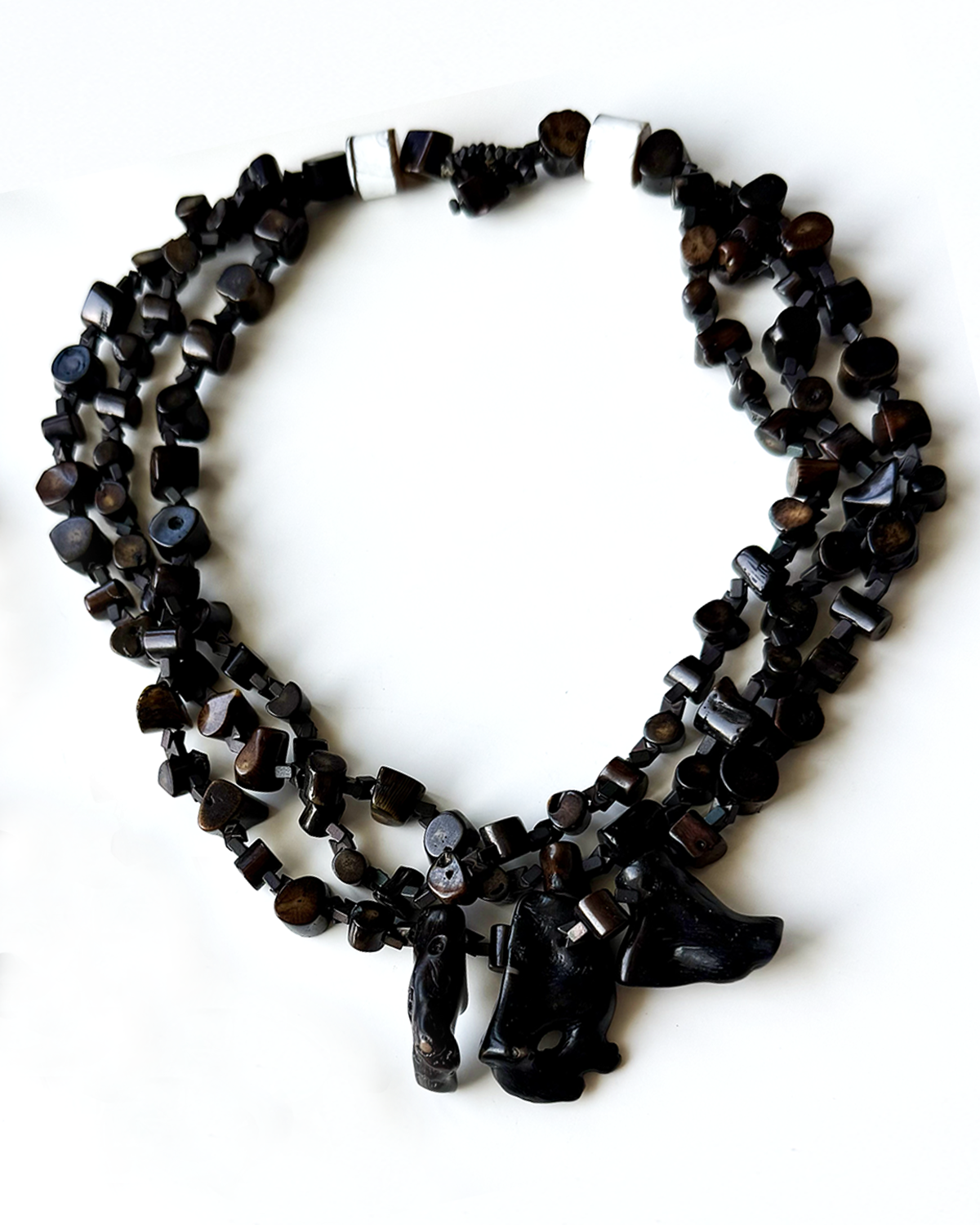 Y-KARA BÜYÜ MERCAN CHOKER KOLYE