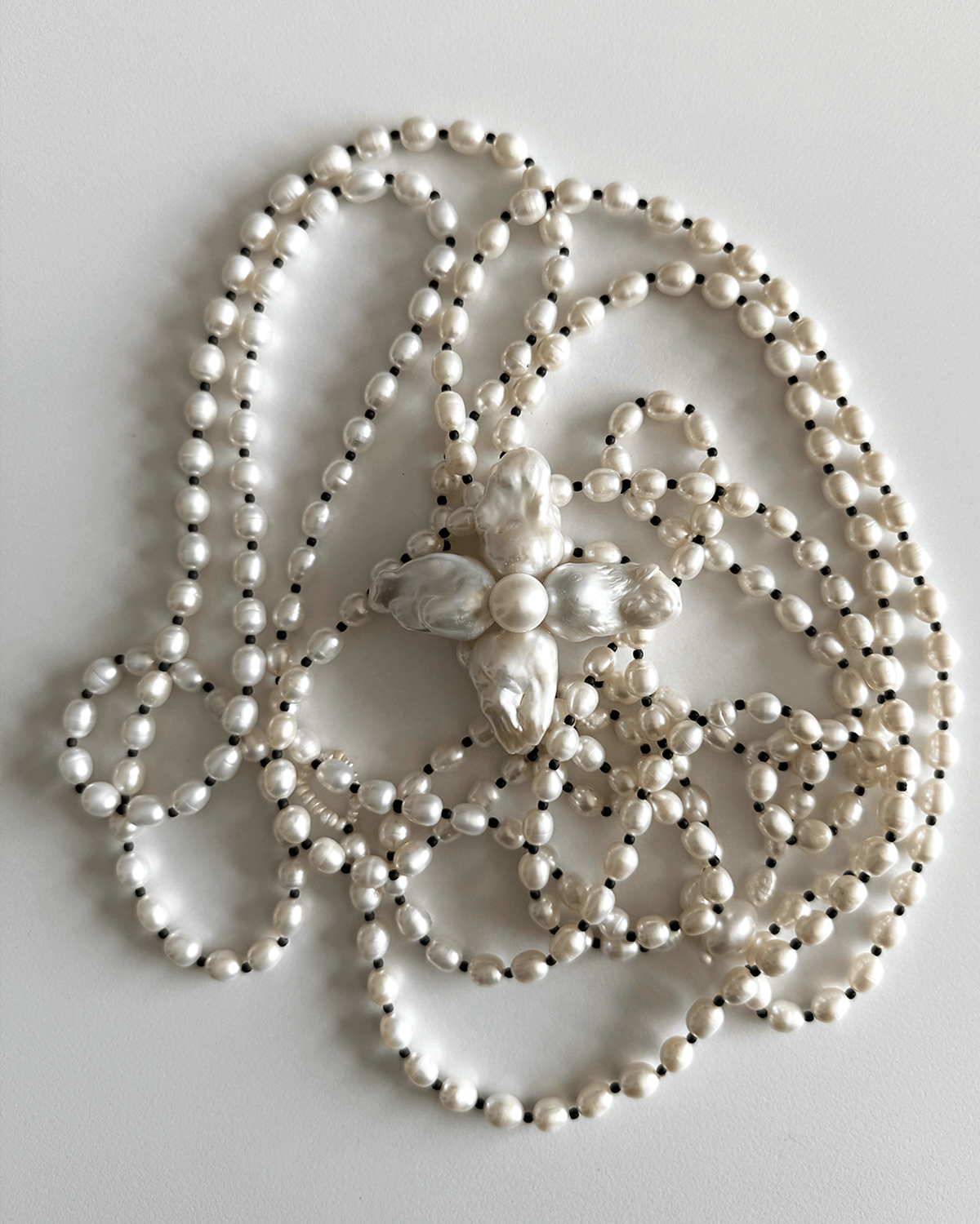 AURORA BLOSSOM DİZİ İNCİ KOLYE