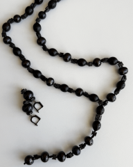 Y-DESIREE – HEMATİT DETAYLI SİYAH İNCİ & ABANOZ KÜPE