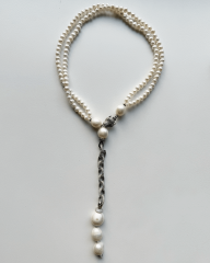 Y-LEOPAR FİGÜRLÜ İNCİ KOLYE