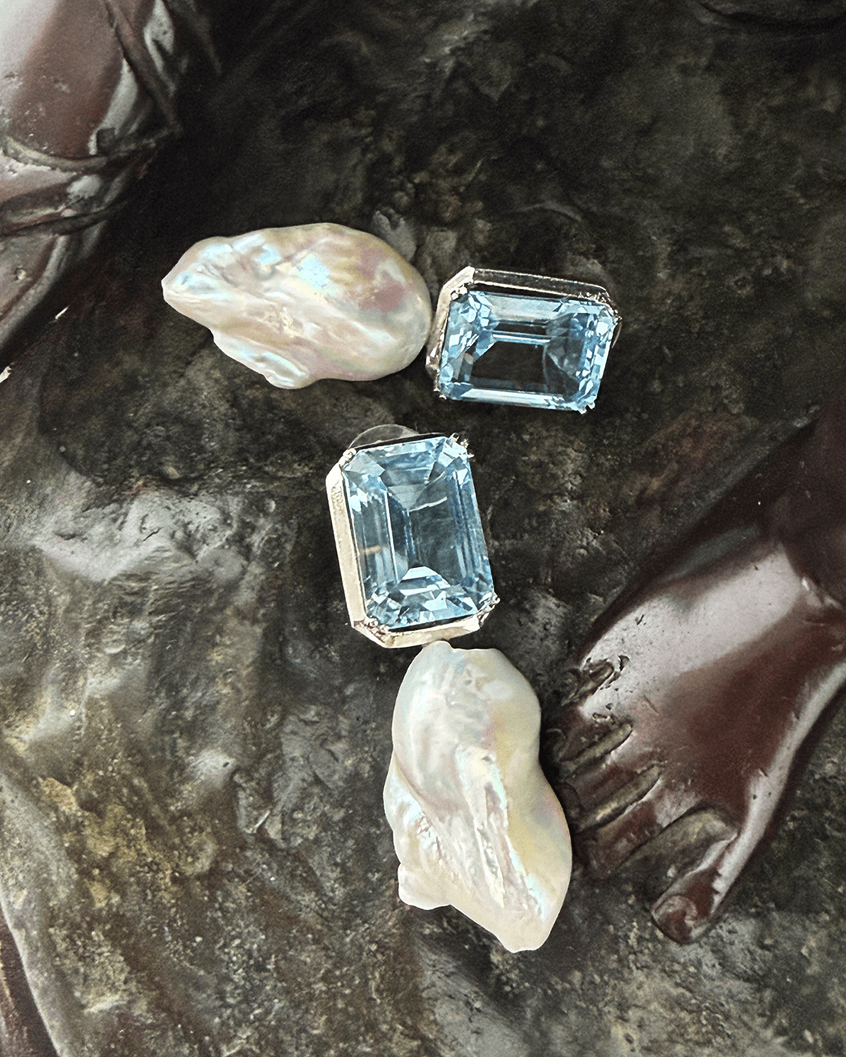 Y-BLUE TOPAZ TAŞLI İNCİ KÜPE