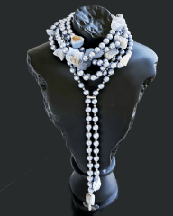 Y-SERENITAS; KALSEDON, HEMATİT VE MALLORCA İNCİLİ CHOKER KOLYE