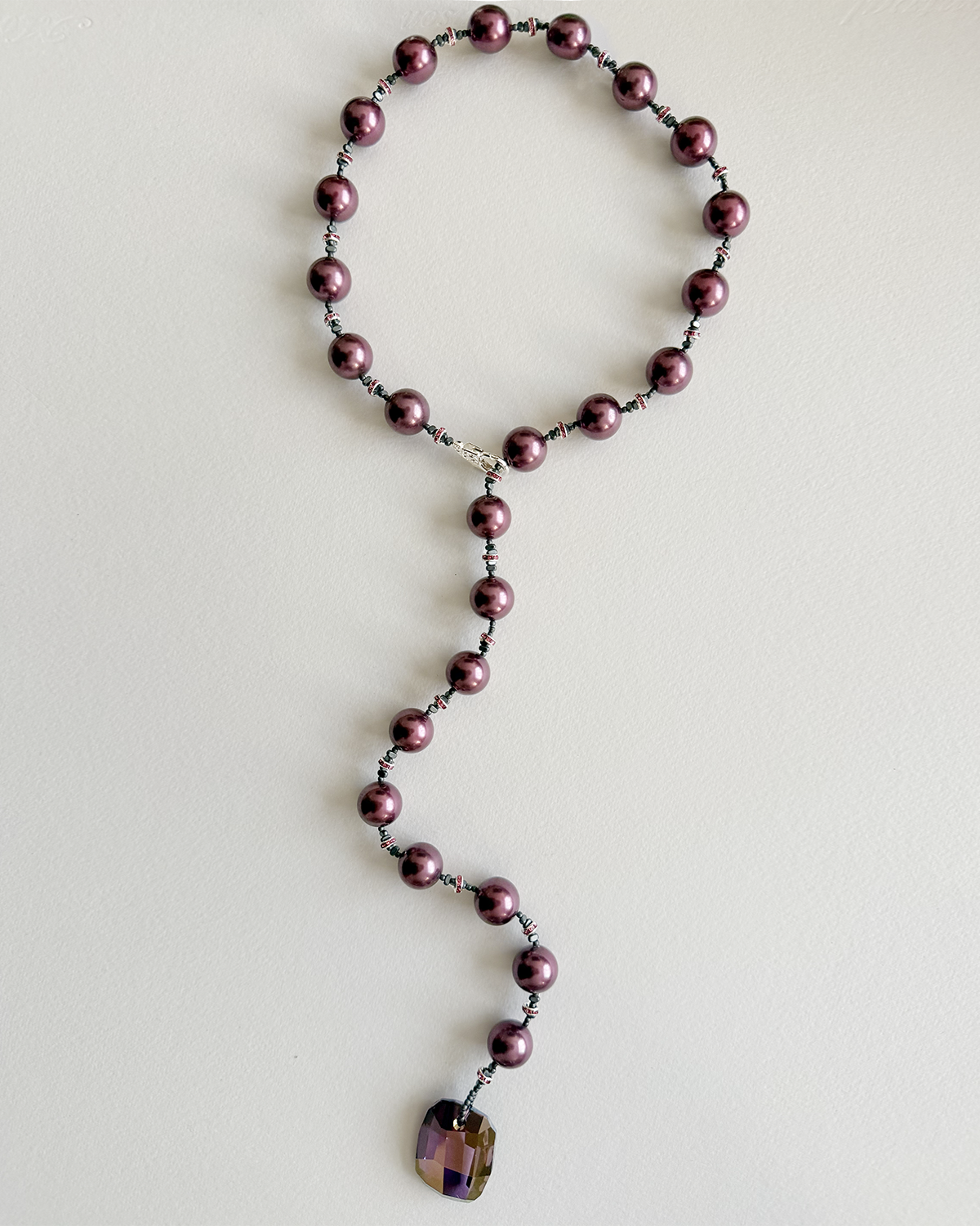 SWAROVSKI TAŞ PENDANTLI MALLORCA İNCİ Y KOLYE