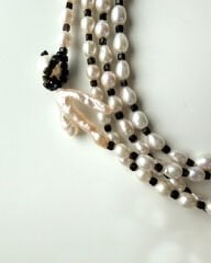 AURORA BLOSSOM NOVA UZUN İNCİ ZİNCİRLİ KATMANLI CHOKER KOLYE