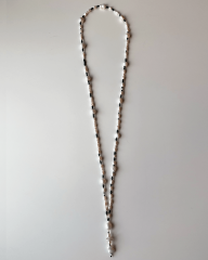 Y-MALAHİT DETAYLI UZUN İNCİ KOLYE