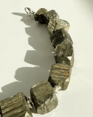 PYRITE CROWN OVERSIZE KOLYE