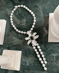 AURORA BLOSSOM PLUS YEŞİL TOPAZ PANDANTİF İNCİ KOLYE