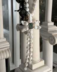 AURORA BLOSSOM PLUS YEŞİL TOPAZ PANDANTİF İNCİ KOLYE