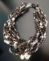 İNCİ DETAYLI ÇOK SIRALI VENGE STATEMENT KOLYE