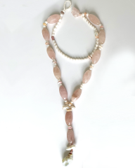 ROSA GLAM PINK QUARTZ VE PINK OPAL İNCİLİ PANDANTİF KOLYE