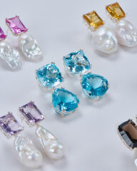 HIDDEN GARDEN 164 KARAT BLUE TOPAZ KÜPE