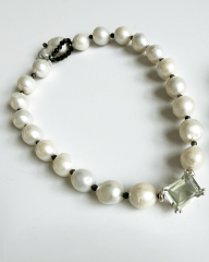 HIDDEN GARDEN ZÜMRÜT TAŞLI BÜYÜK İNCİLİ CHOKER