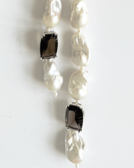 HIDDEN GARDEN SMOKEY TOPAZLI BAROK İNCİ PANDANTİF KOLYE