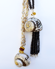 NAUTILUS VE COWRIE DOĞAL DENİZ KABUKLU KOLYE