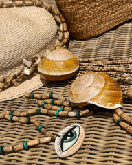 MOON SHELL KOLYE