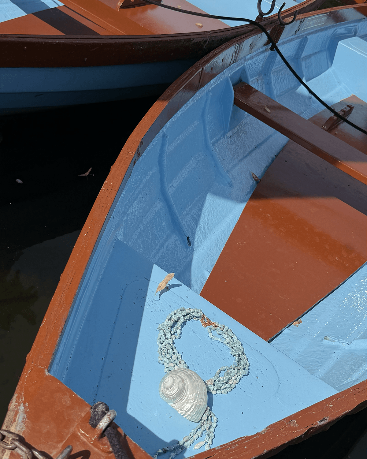 THAMES TURBO SHELL KABUKLU LARİMAR KOLYE