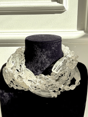 ÇOK SIRALI KRİSTAL QUARTZ CHOKER KOLYE